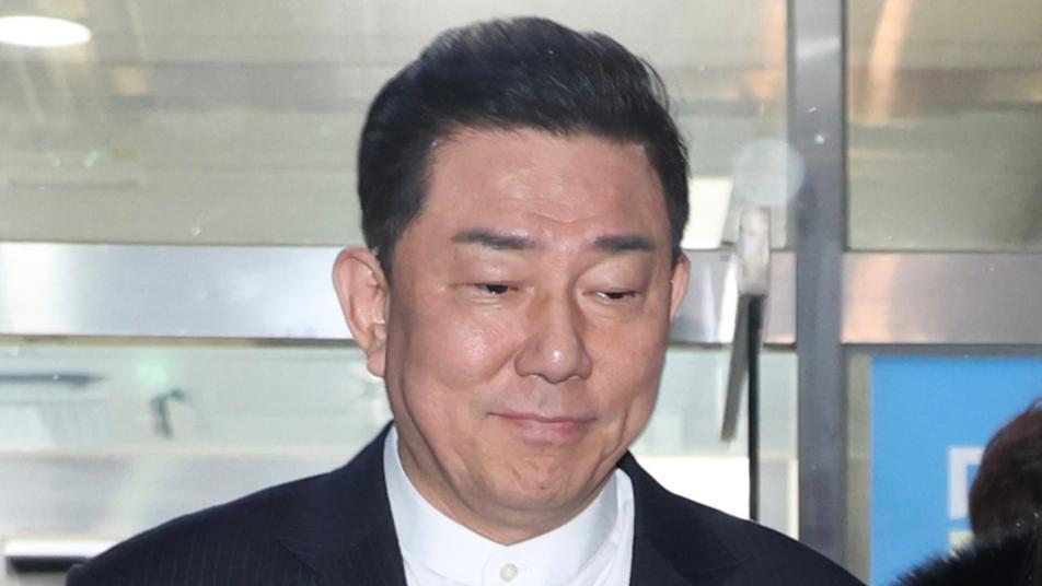 경찰, 김병기 자택 등 6곳 압수수색…‘공천헌금 의혹’ 강제수사 착수