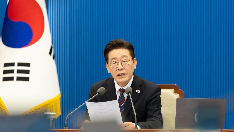 李 “‘다음은 北’ 이상한 소리하는 사람 있어…무슨 득 있나”