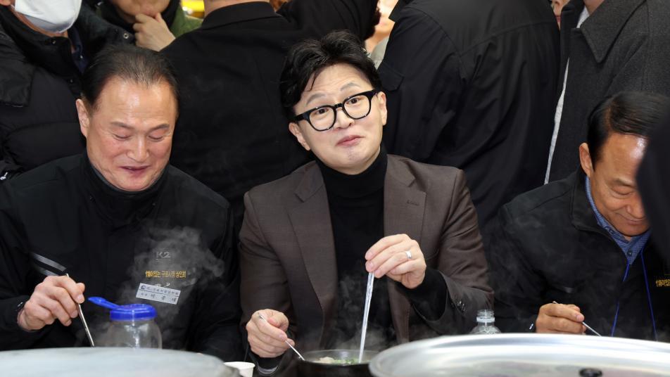 한동훈 “尹이 계속 했어도 코스피 6000 갔다…반도체 호황 덕”