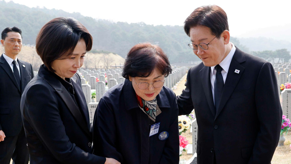 동아일보 정치 섹션 썸네일