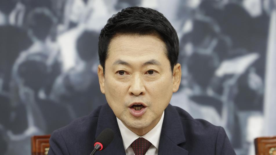 ‘징계정치’ 이어 ‘장외정치’ 매달리는 장동혁, 강성층 결집 노려