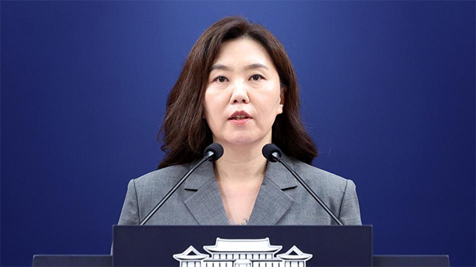 靑 “수사·기소 분리 흔들린 적 없다”…유시민 ‘李 필패론’ 우회 반박