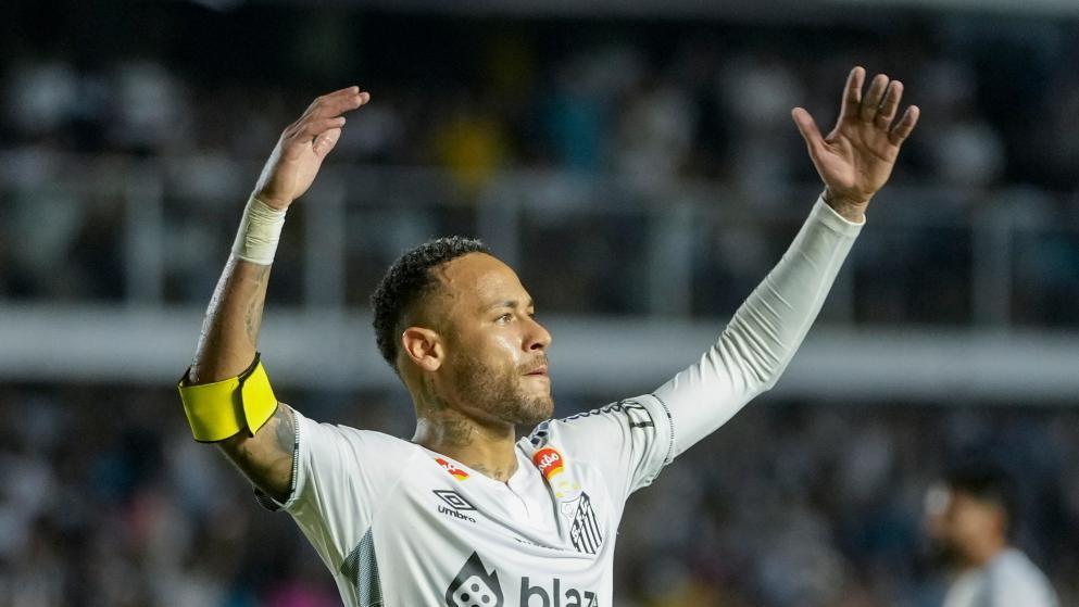 ‘라스트 댄스’ 꿈꾸는 네이마르, 무릎 수술 받고 4번째 월드컵 출전 준비