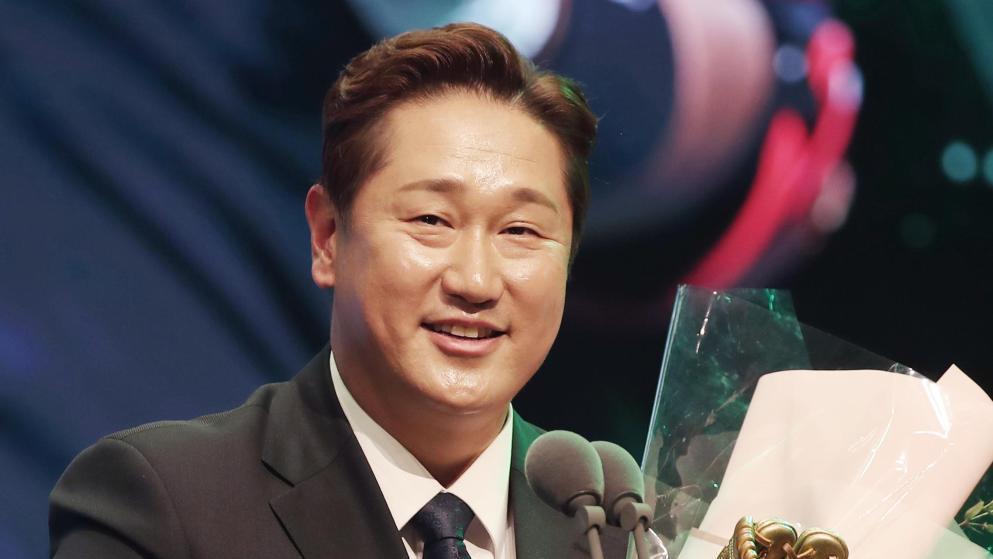 ‘조선의 4번 타자’ 이대호, 대만 프로팀 타격코치로