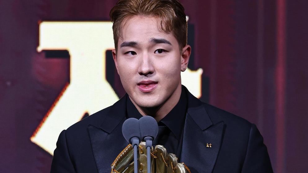 ‘괴물’ 안현민 1억8000만원 연봉계약…구단 역사상 최고 연봉인상율