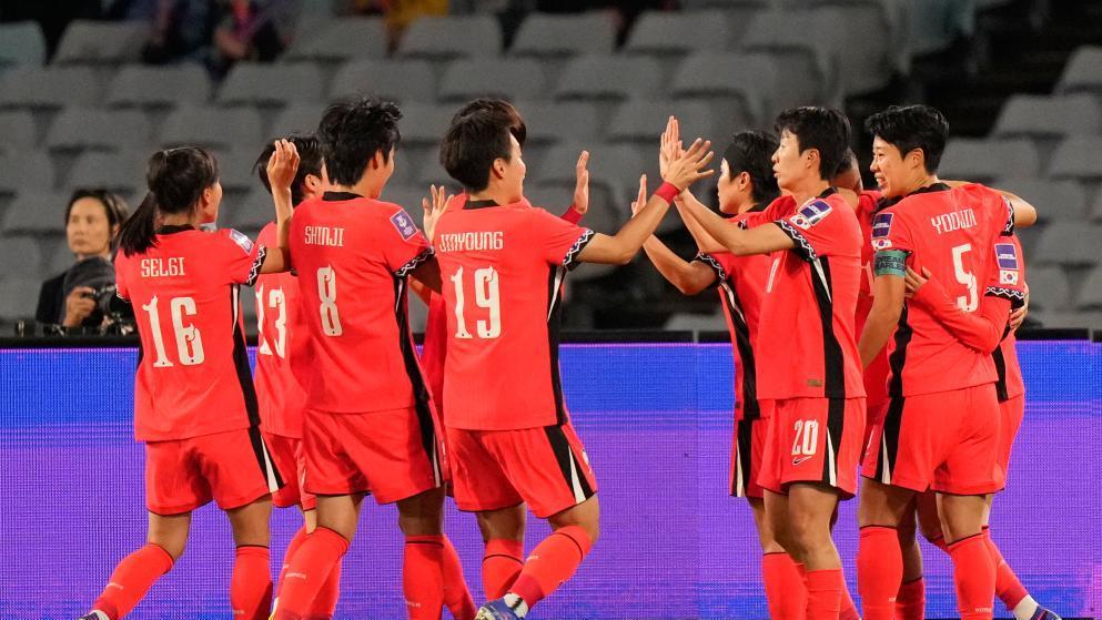 여자축구, 우즈베크 6-0 꺾고 아시안컵 4강행…4연속 월드컵 본선 확정