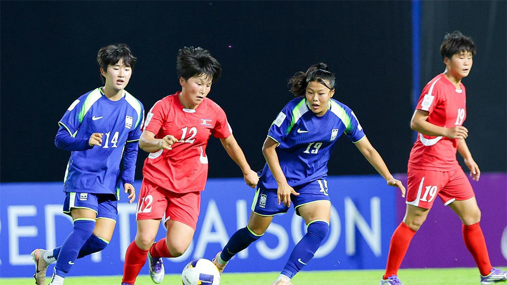 北 여자축구팀 “경기 외 선수단 노출 말아달라”