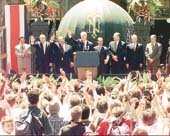 클린턴“아메리카는 하나”