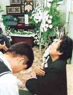 “애꿎은 내아들아”