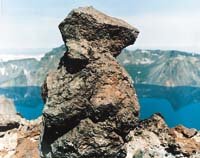 天地 지키는 '곰바위'