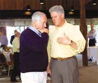 클린턴-네타냐후 ‘팔’논의