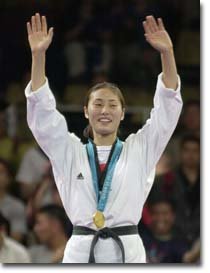 태권여왕의 금빛미소