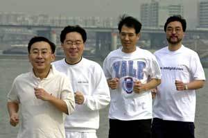 앞쪽부터 김준탁-김도완-김형진-안종배씨