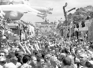 獨 '러브 퍼레이드' 열기