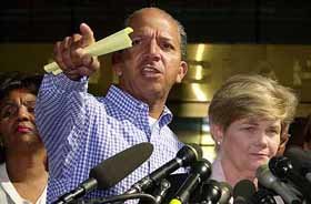 '동요하지 마세요'-앤서니 윌리엄스 워싱턴 시장