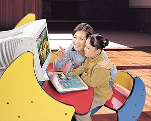 방학을 맞은 자녀들에게 교육용CD나 PC게임을 선물하면 어떨까?