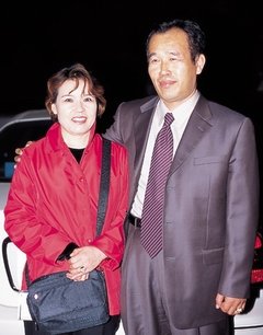 어머니 김영애씨와 아버지 김찬호씨.