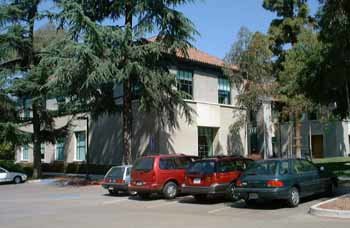 퍼모나대 태평양연구소의 전경