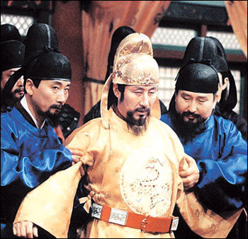 '제국의 아침'의 한 장면