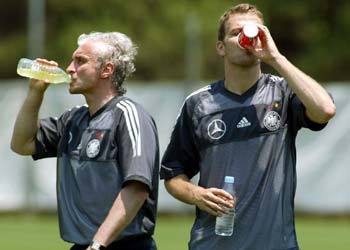 축구와 정치는 씨줄과 날줄처럼 얽힌 뗄 수 없는 관계인가. 사진은 독일 대표팀 선수들.