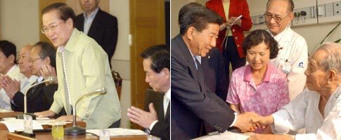 선거대책위 회의에 참석한 한나라당 이회창 대통령 후보(왼쪽) 보훈병원을 찾은 민주당 노무현 대통령후보