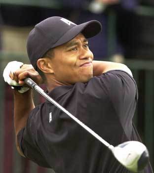 ‘골프황제’ 우즈