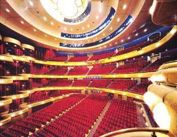 서울 예술의 전당 오페라 극장의 내부