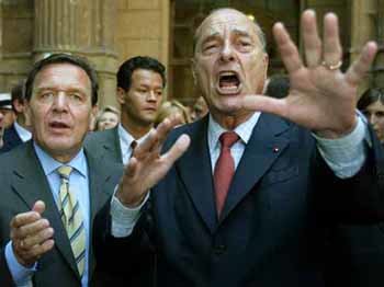 자크 시라크 프랑스 대통령(오른쪽)과 게르하르트 슈뢰더 독일 총리 - 슈베린(독일)로이터뉴시스