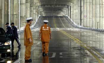 물에 잠긴 잠수교 - 박영대기자