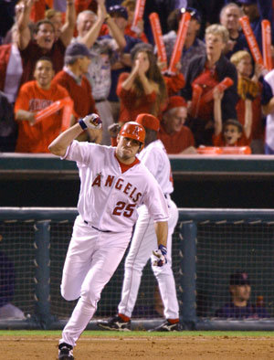 결승솔로 홈런을 친 글로스