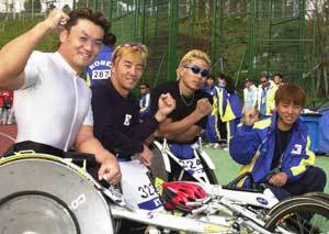 1일 열리는 아태장애인 마라톤에 참가하는 이봉호 유병훈 유규식 임성준선수(왼쪽부터)가 승리를 다짐하고 있다. 부산〓최재호기자