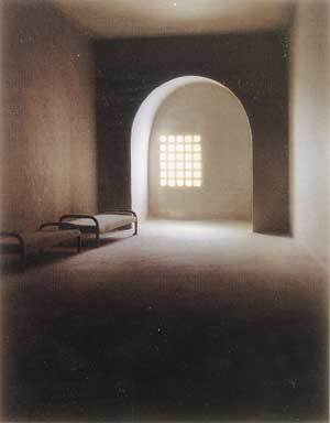 절제의 미학을 보여주는 인테리어가 아니다. 사진제목은 ‘침대가 있는 감옥’./사진제공 호암갤러리