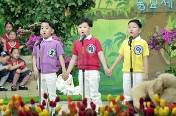 지상파 TV 중 유일한 어린이 동요경연대회 프로그램인 KBS1 ‘열려라 동요세상’.