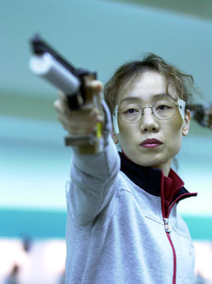 ‘주부총잡이’ 부순희가 암을 극복하고 전국체전에서 27번째 메달에 도전한다.제주〓체전취재반