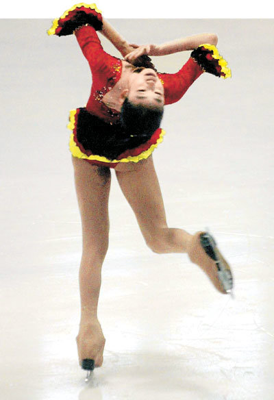 한국 피켜의 차세대 희망 김연아. 고난도 기술인 레이업 스핀을 무난하게 소화하는 그의 모습에서 2006년 토리노 동계올림픽 첫 메달의 가능성이 엿보인다.-원대연기자