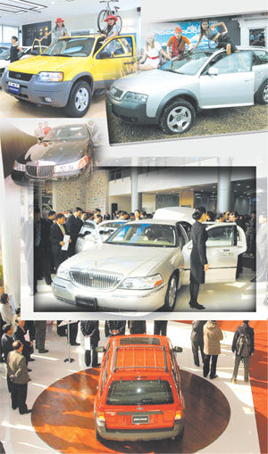 업계 1위 BMW를 따라잡기 위해 여러 국내 수입차업체들이 고급 전시장을 확대하거나 고객 서비스를 강화하고 있다.최호원기자
