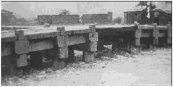 서울시가 청계천 복원 홈페이지에 광교로 잘못 소개한 장통교. - 동아일보 자료사진