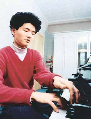 동생 임동혁과 함께 '세계적 피아니스트 형제' 로 불리는 임동민씨.