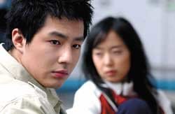 SBS 드라마‘별을 쏘다’에 난독증 환자로 출연한 탤런트 조인성.