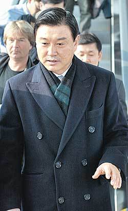 7일 북핵 문제 협의차 미국 워싱턴으로 출국하는 임성준 대통령외교안보수석비서관. -이훈구기자