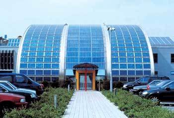 독일 겔젠키르헨시에 있는 다국적 석유회사 쉘사의 태양광전지 공장. -사진제공 에너지대안센터