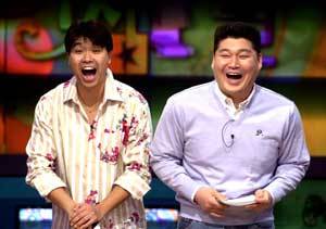 내가 고민하는 문제에 대해 1만명의 사람들은 어떻게 생각할까. ‘강호동 박수홍의 야심만만’은 생활 속 주제를 놓고 펼치는 앙케트 토크쇼 프로그램이다.사진제공 SBS