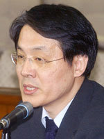 국가정보원 기조실장에 선임된 서동만 상지대 교수.