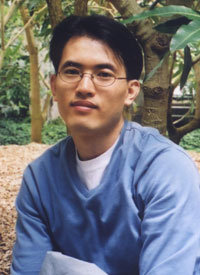 새 소설집을 통해 인터넷 세대의 쓸쓸한 내면을 그린 소설가 김경욱씨. -사진제공 문학과지성사