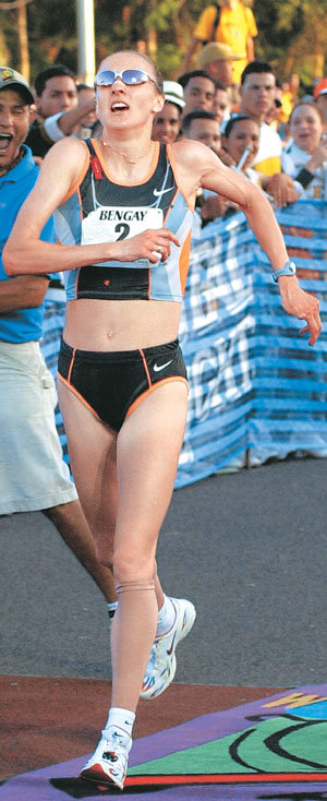 대회에 출전할 때마다 여자 마라톤 세계 신기록을 갈아치우고 있는 영국의 폴라 래드클리프.동아일보 자료사진