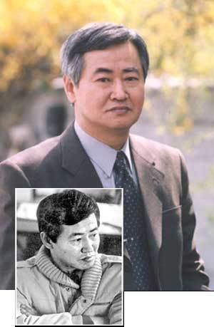 ‘장마’ ‘아홉 켤레의 구두로 남은 사내’ ‘완장’을 발표하며 한국 사실주의의 맥을 이어 온 소설가 윤흥길은 새 소설집에서도 특유의 치밀함과 감칠맛을 놓치지 않는다.사진제공 민음사