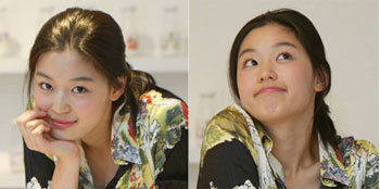 매력적인 모델이라도 시선을 맞춘 경우보다 시선을 피한 경우 소비자가 광고를 더 잘 기억하는 것으로 나타났다. -동아일보 자료사진