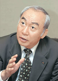 손길승 SK회장   -동아일보 자료사진