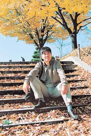 소설가 방현석씨는 베트남을 배경으로 한 소설을 펴내며 “베트남을 통해 여기, 지금의 우리를 알고 싶었다”고 말했다.사진제공 창비