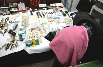 증권전문가에서 강절도범으로 전락해 주한외교관 사저 등 서울 강남과 용산구 이태원 일대 고급주택가를 대상으로 상습적으로 강절도 행각을 벌여온 한모씨. -연합